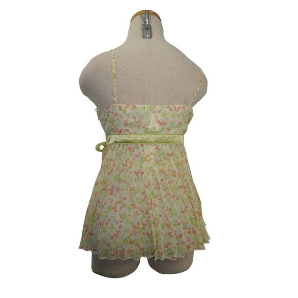 Sanctuary Floral Pleated Babydoll Top (Size M, NWT) - Picture 7 of 9